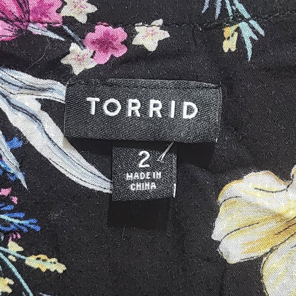 Torrid Black Button Front Top Multicolor Floral T… - image 5